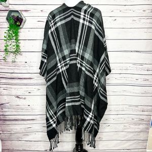 Gray & Black Plaid Flannel Blanket Kimono Shawl Wrap One Size